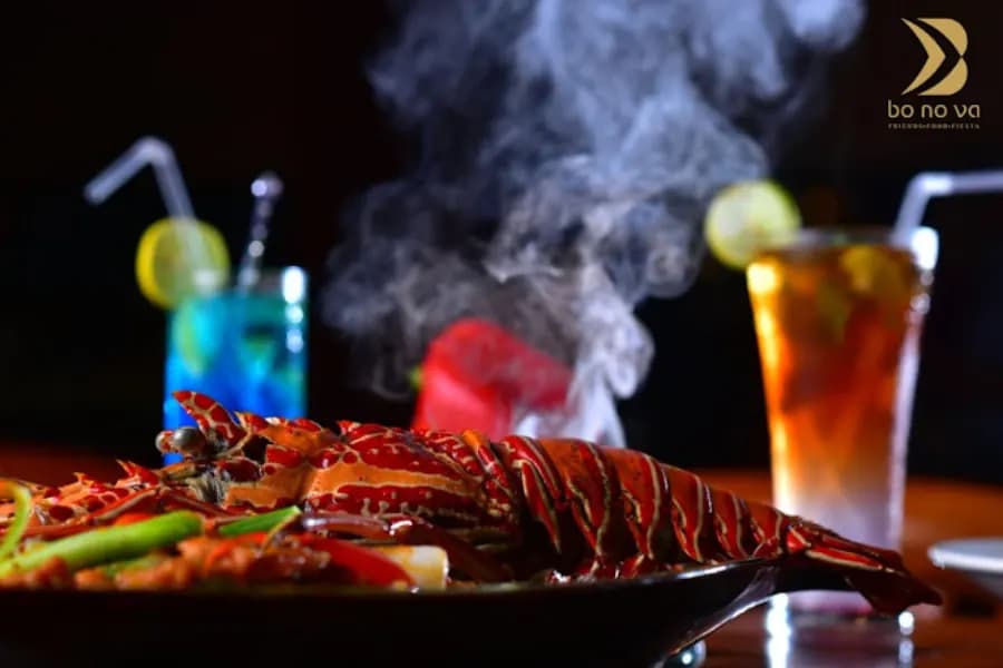 Bonova Café and Pub