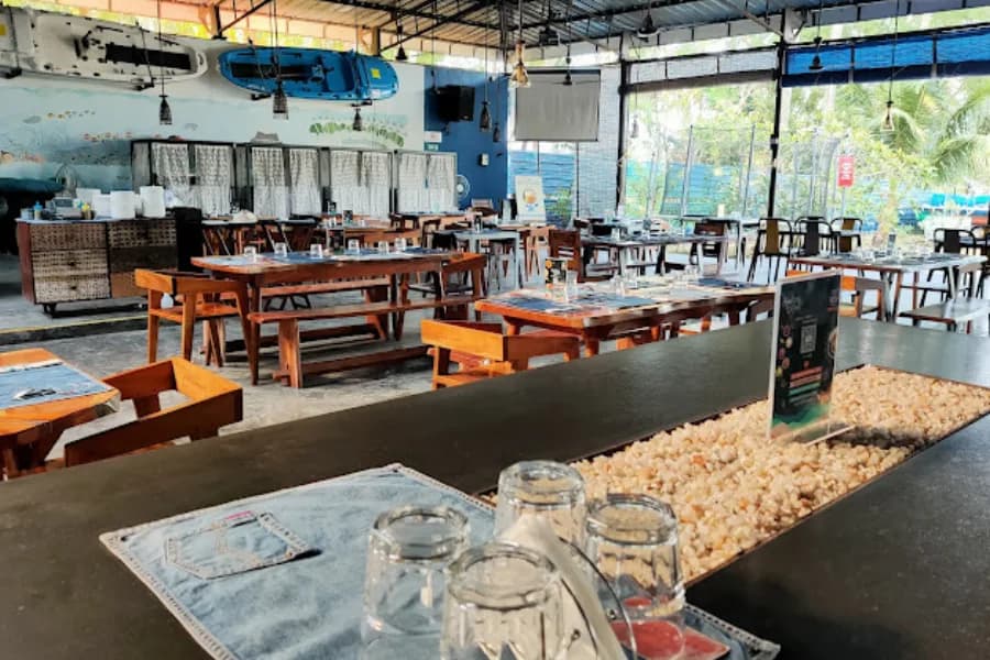 Something Different – A Beachside Café